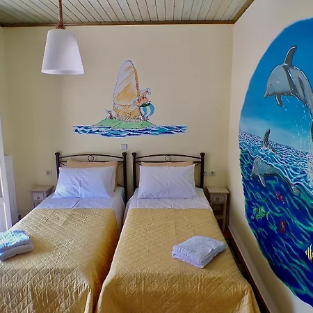 Thalia's Mountain View *